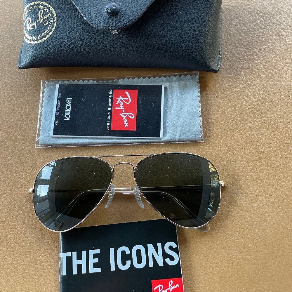Women’s Ray Ban Aviator Sunglasses New